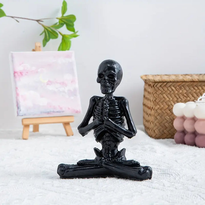 Horror Table Decor - Halloween Yoga Pack black